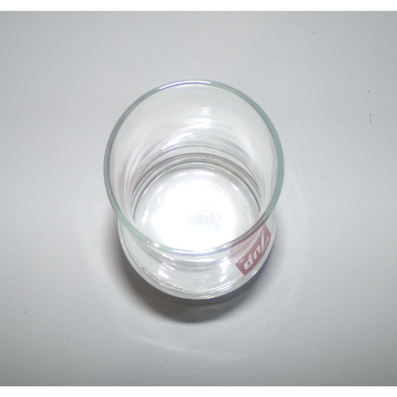 70s 7UP Glass THE UNCOLA Collectible Upside Down Drinking Glass Vintage 1970s - Picture 13 of 15